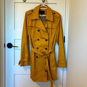 Banana Republic Trenchcoat